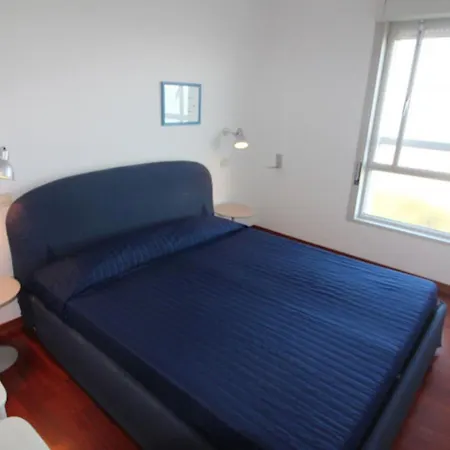 Spacious With Sea View Apartment *