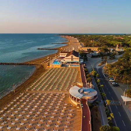 Apartment Spacious With Sea View Lignano Sabbiadoro